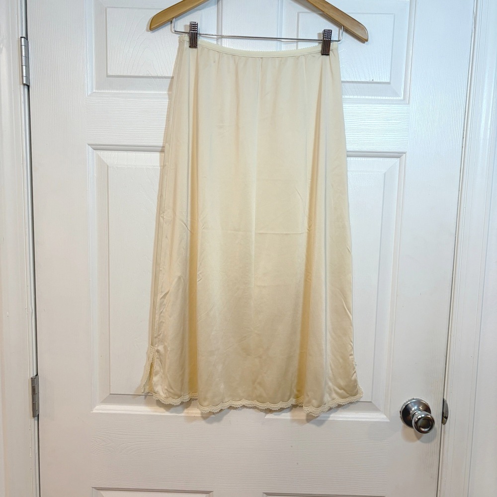 Shadowline Vintage Cream Nylon Lace Trim Half Slip Midi Maxi Skirt M Made in USA